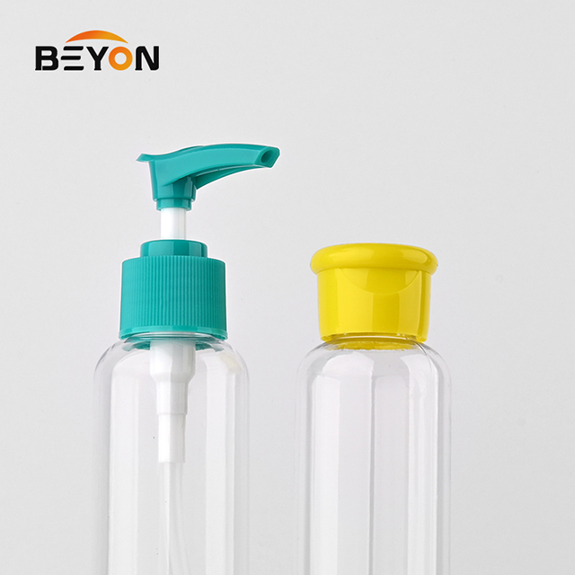 PET Mini Travel Bottle Set for Cosmetic Packaging Plastic Cosmetic Container