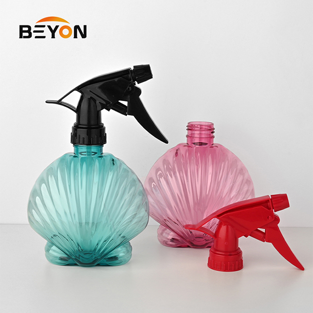 375ml Manual Small Plastic Spray Bottle for Home Use Gardening Tool Sprayer for Watering and Disinfecting