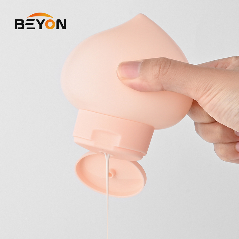 Custom Logo 120ml Plastic Cosmetic Packaging Matte Finish Sunscreen Refillable Hand Cream Facial Sunscreen Bottle