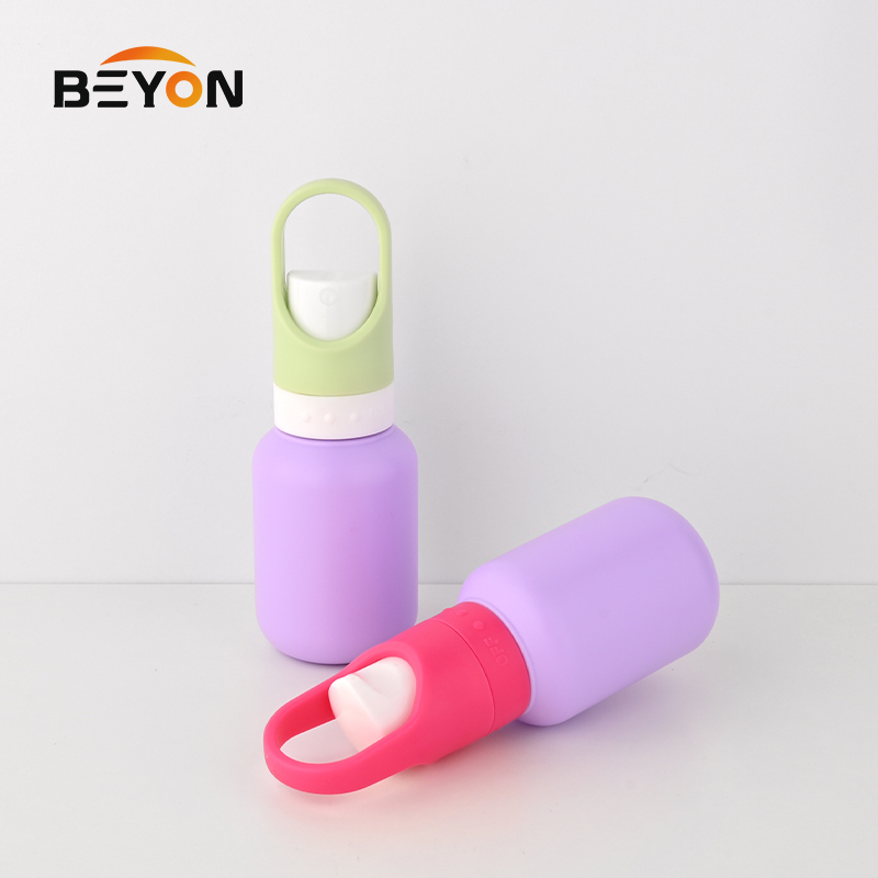 80ml PE bottle spray bottle lotion bottle used for sun protection with a hand ring